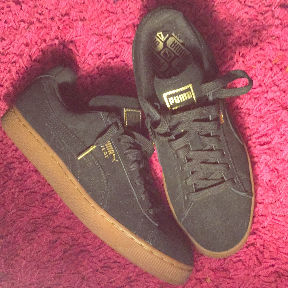 Puma Tennis Shoes